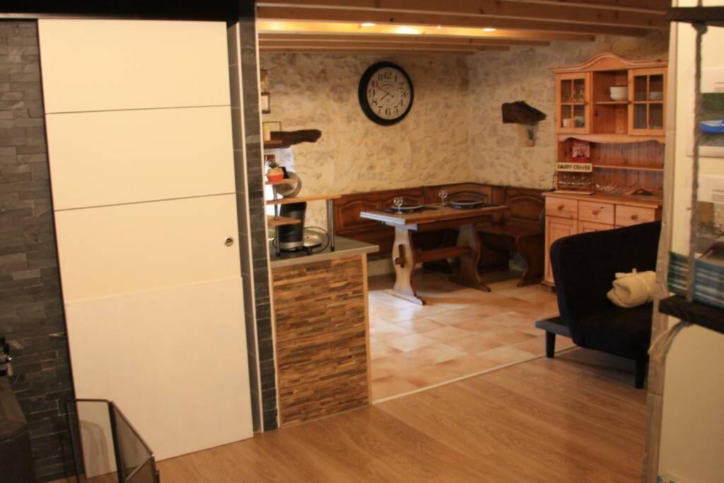 Le Portougais, Chalet A Chanaz, La Petite Venise Savoyarde Dış mekan fotoğraf
