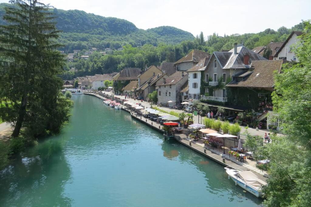 Le Portougais, Chalet A Chanaz, La Petite Venise Savoyarde Dış mekan fotoğraf