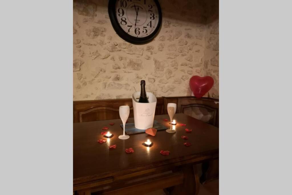 Le Portougais, Chalet A Chanaz, La Petite Venise Savoyarde Dış mekan fotoğraf