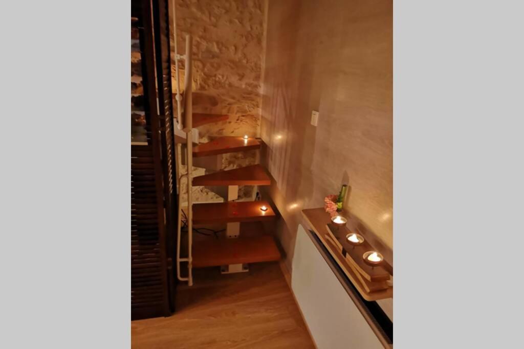 Le Portougais, Chalet A Chanaz, La Petite Venise Savoyarde Dış mekan fotoğraf